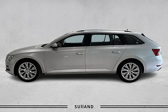 Skoda Superb 2021 photo 2
