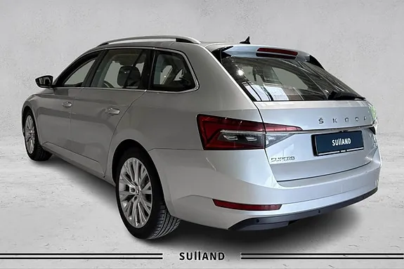 Skoda Superb 2021 photo 3