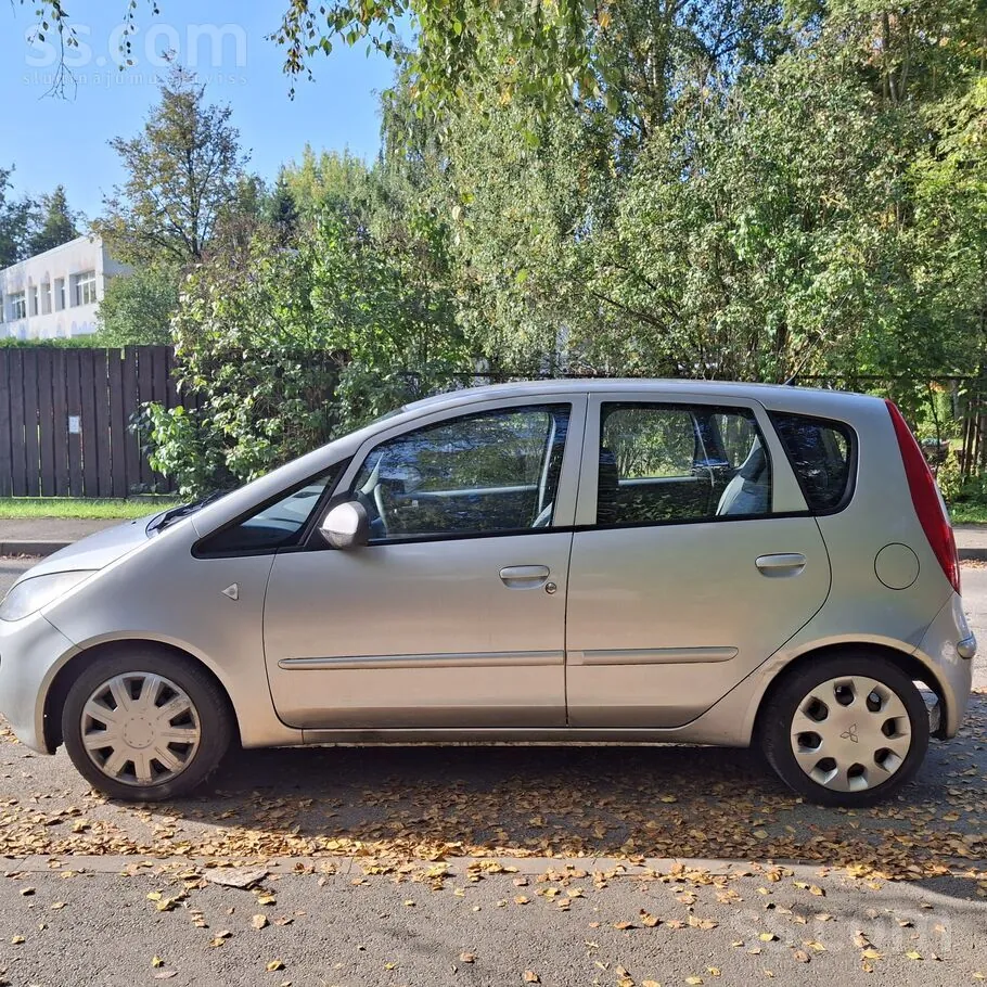 Mitsubishi Colt 2006 photo 4