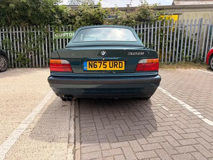 BMW 3 Series 1995 photo 5