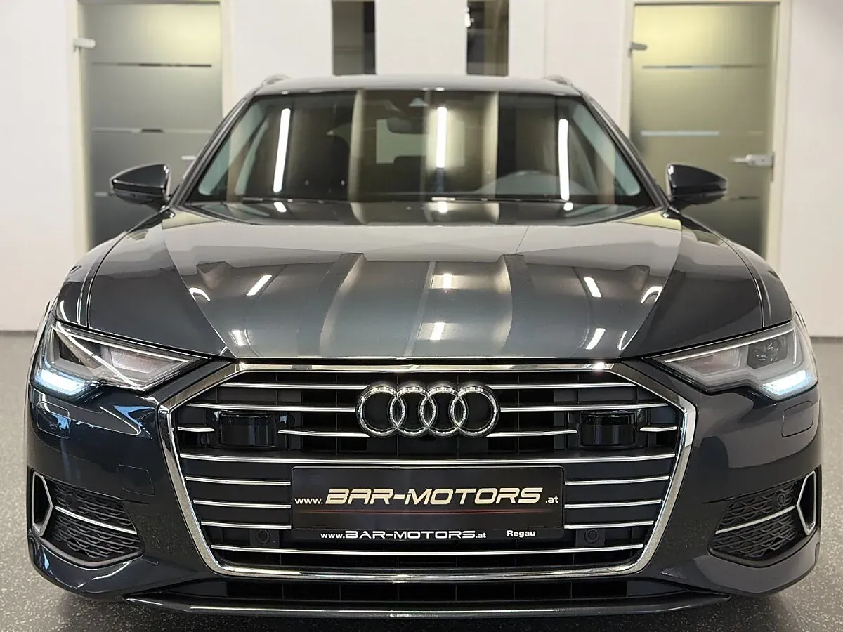 Audi A6 2022 photo 2