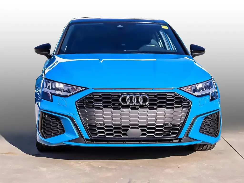 Audi A3 2023 photo 2