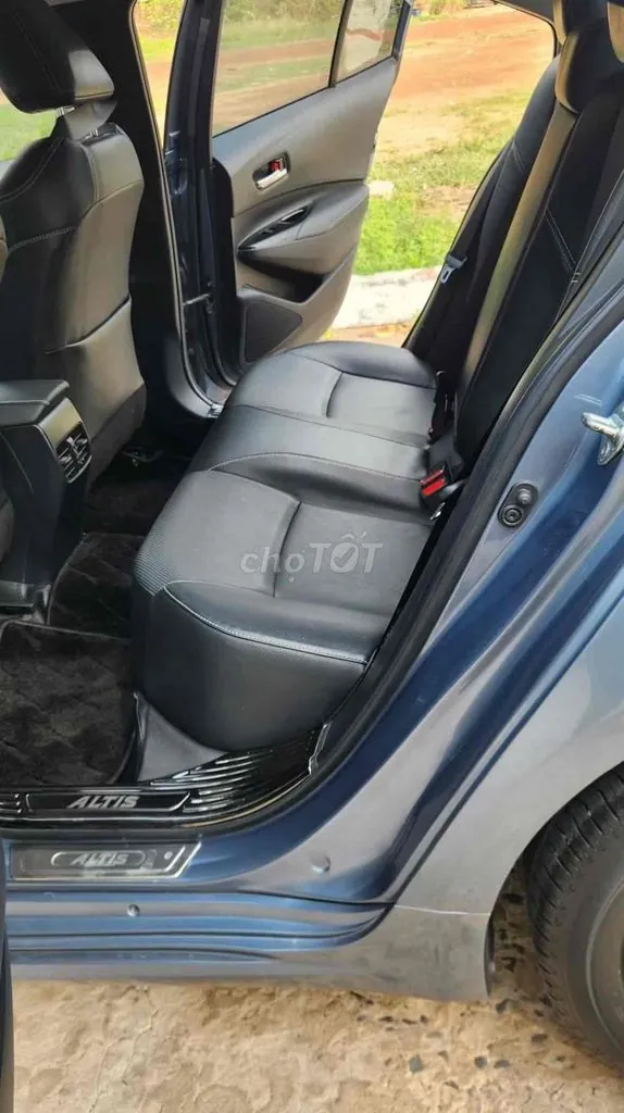 Toyota Altis 2022 photo 5