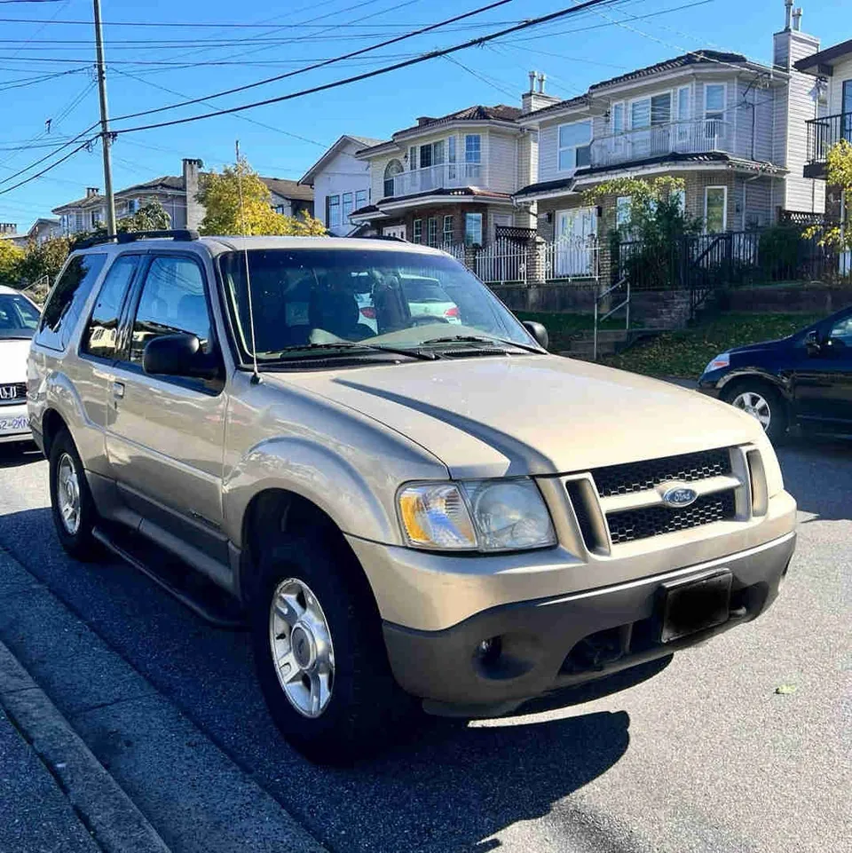 Ford Explorer Sport