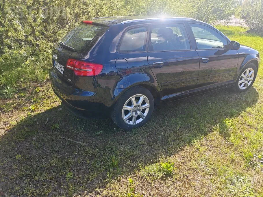 Audi A3 2011 photo 3