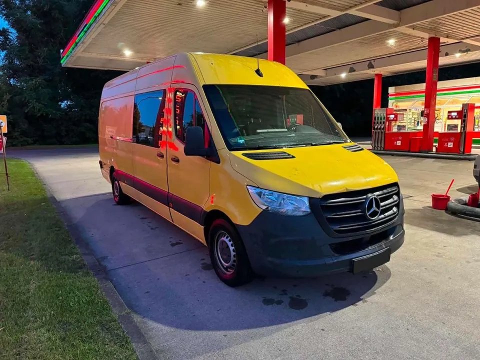 Mercedes-Benz Sprinter