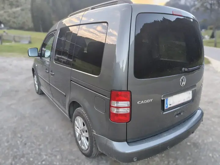 Volkswagen Caddy 2012 photo 3