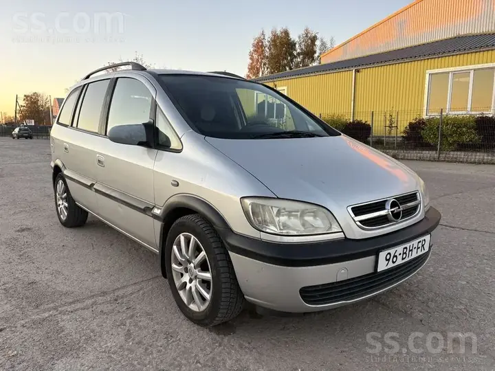 Opel Zafira 2003 photo 3