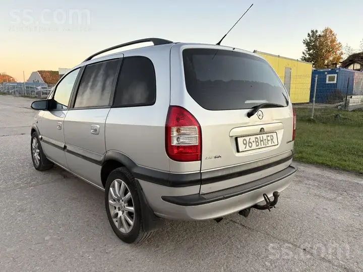 Opel Zafira 2003 photo 5