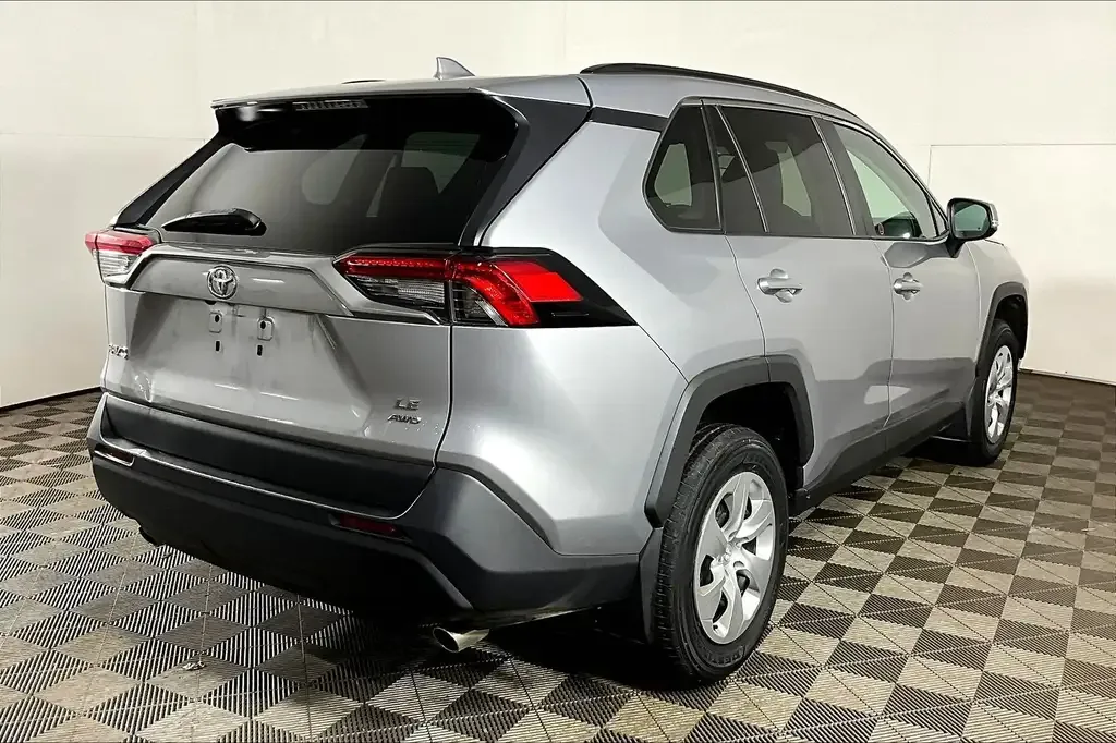 Toyota Rav4 2021 photo 2