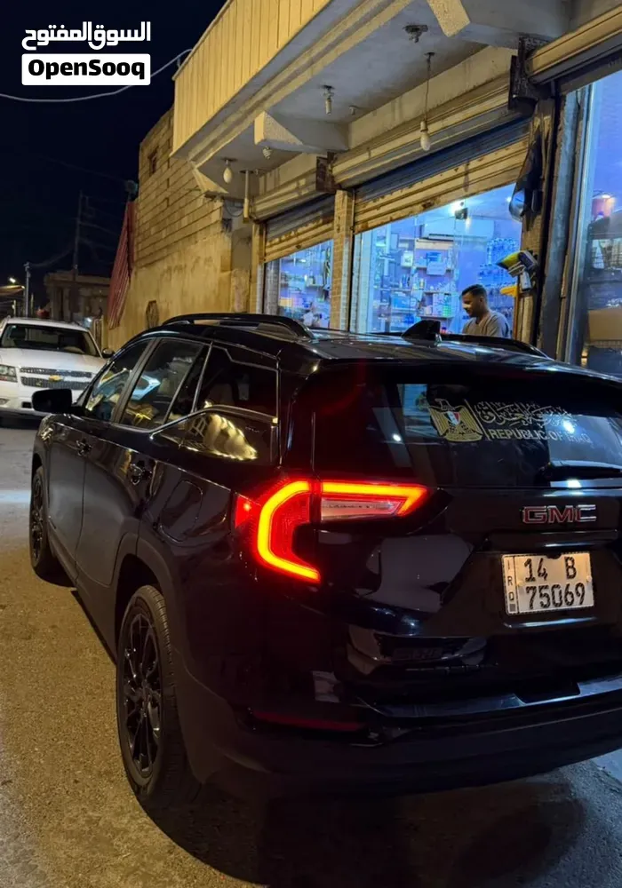 GMC Terrain 2023 photo 3