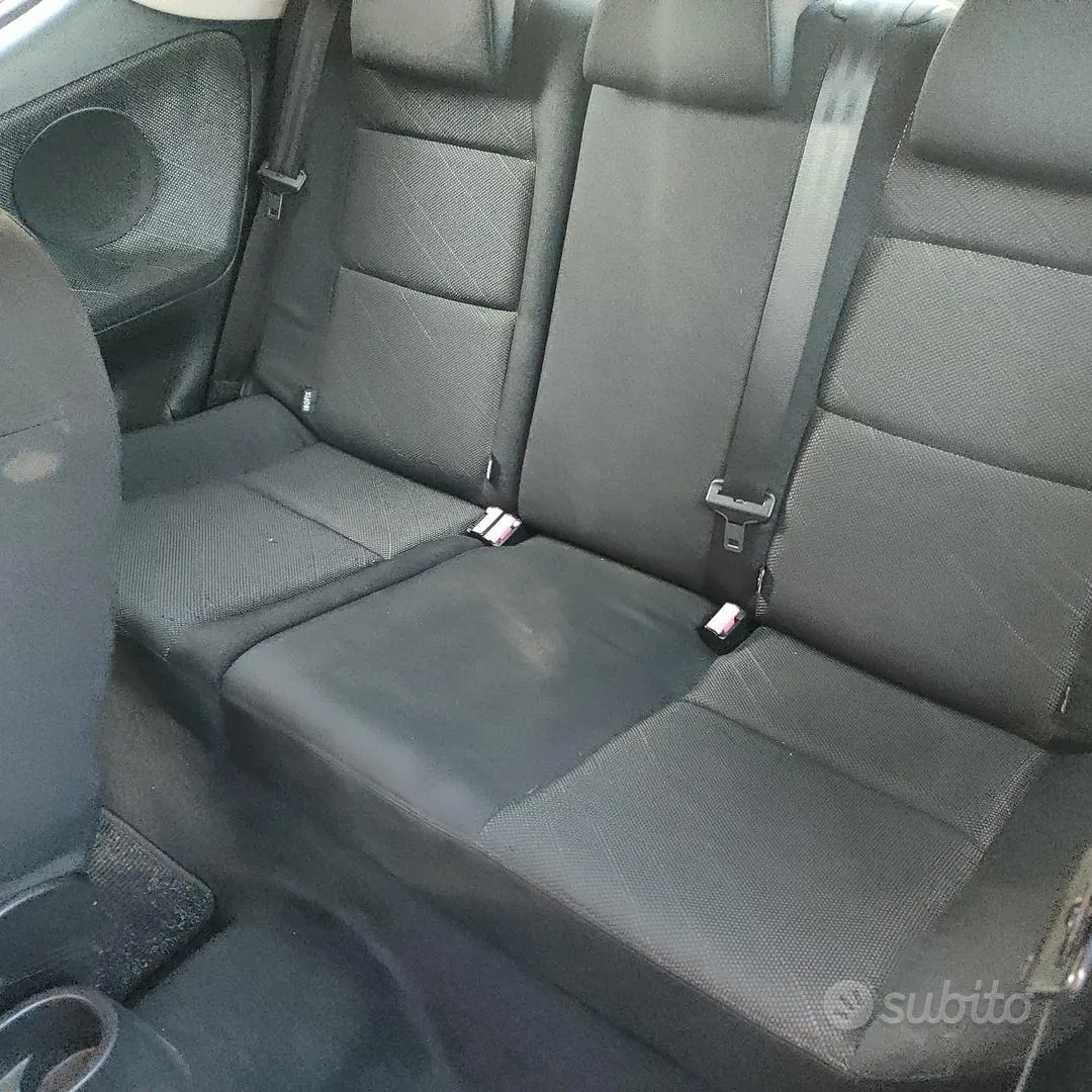 Peugeot 207 2007 photo 4
