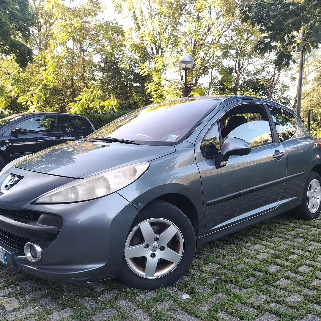 Peugeot 207 2007 photo 2