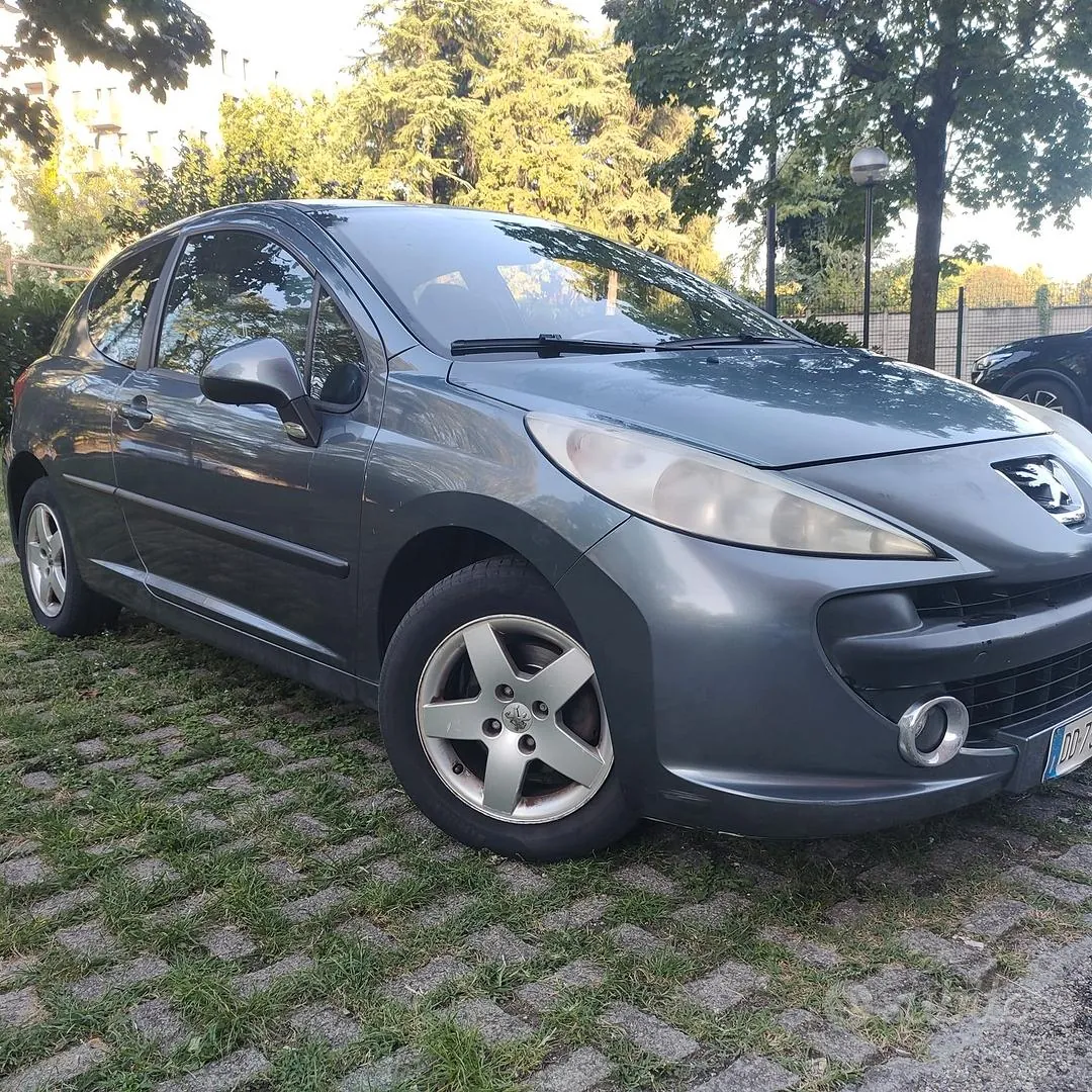 Peugeot 207
