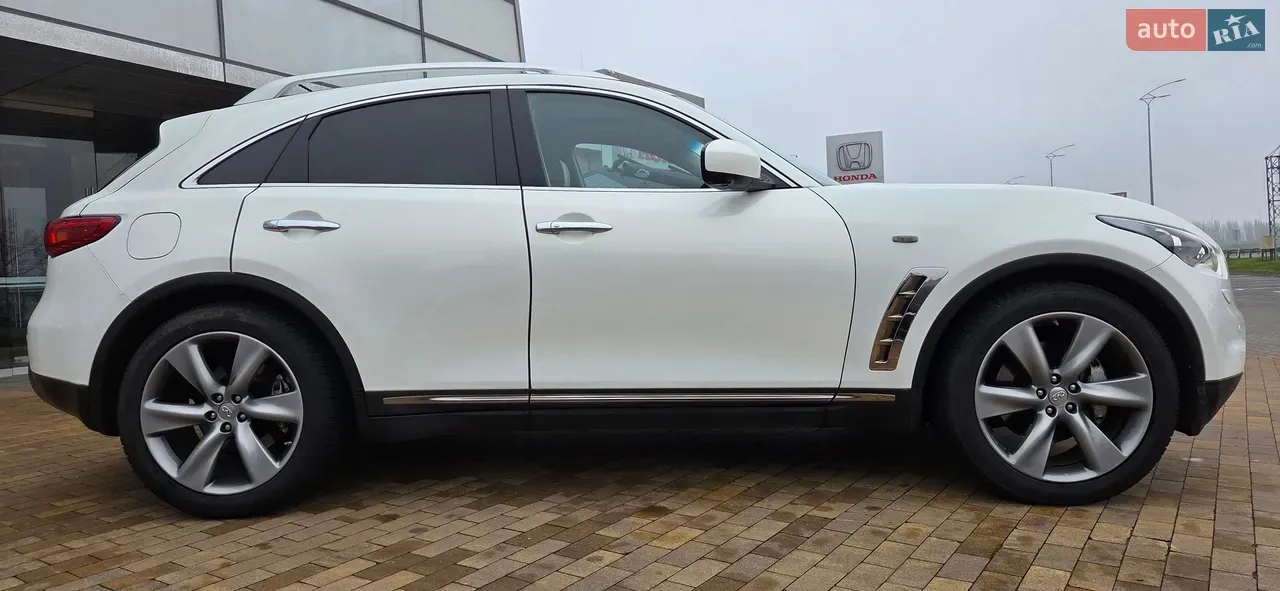 Infiniti Fx 30 2011 photo 5