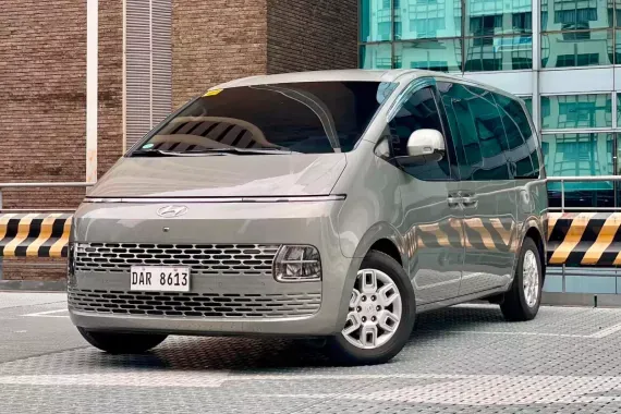 Hyundai Staria 2023 photo 2