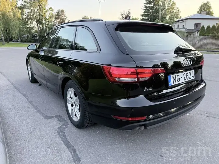 Audi A4 2016 photo 4