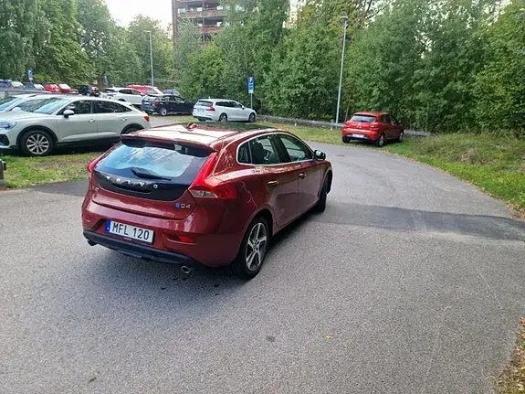 Volvo V40 2016 photo 5