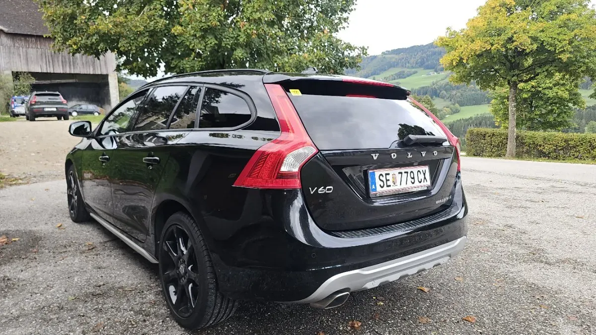 Volvo V60 2012 photo 3