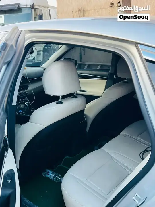 Hyundai Azera 2018 photo 4