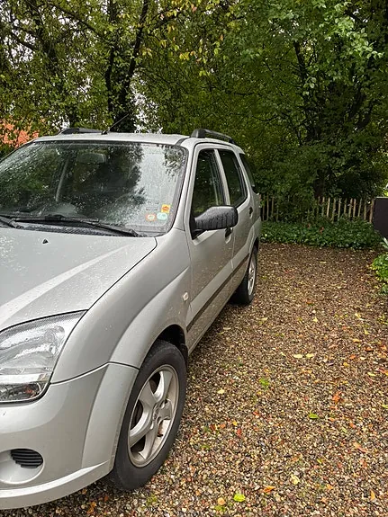 Suzuki Ignis 2004 photo 3