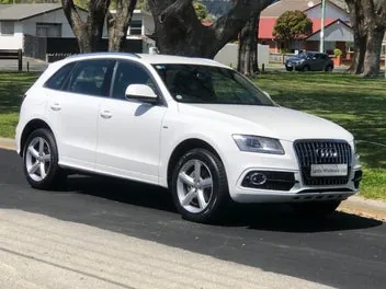 Audi Q5 2015 photo 2