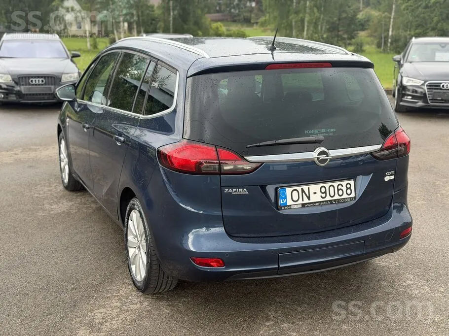 Opel Zafira Tourer 2012 photo 4