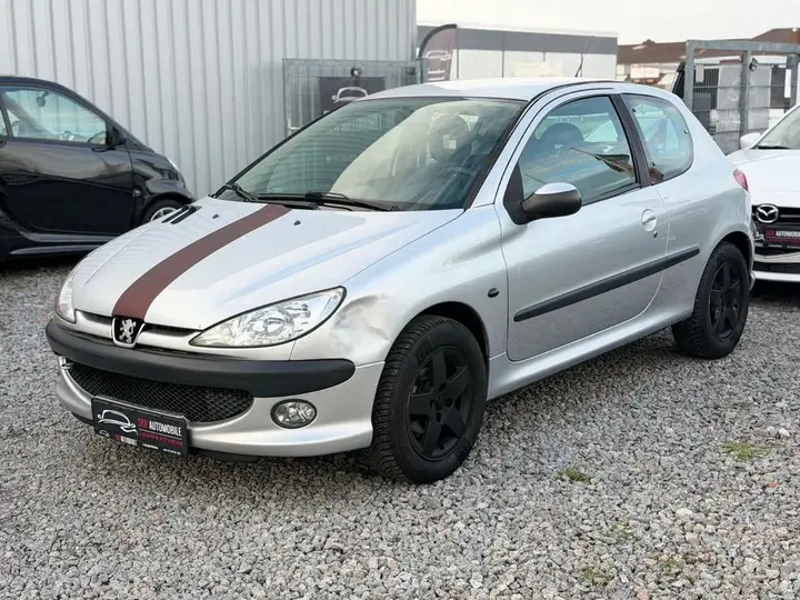 Peugeot 206