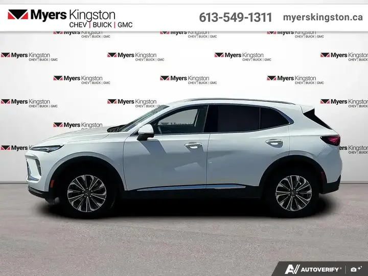 Buick Envision 2026 photo 2