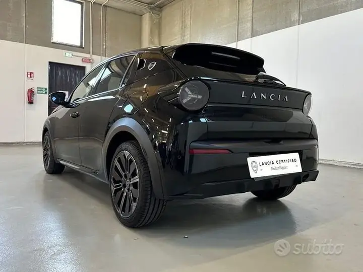 Lancia Ypsilon 2025 photo 3