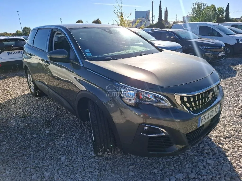 Peugeot 5008 2020 photo 2