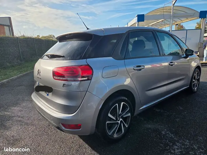 Citroen C4 Picasso 2016 photo 2