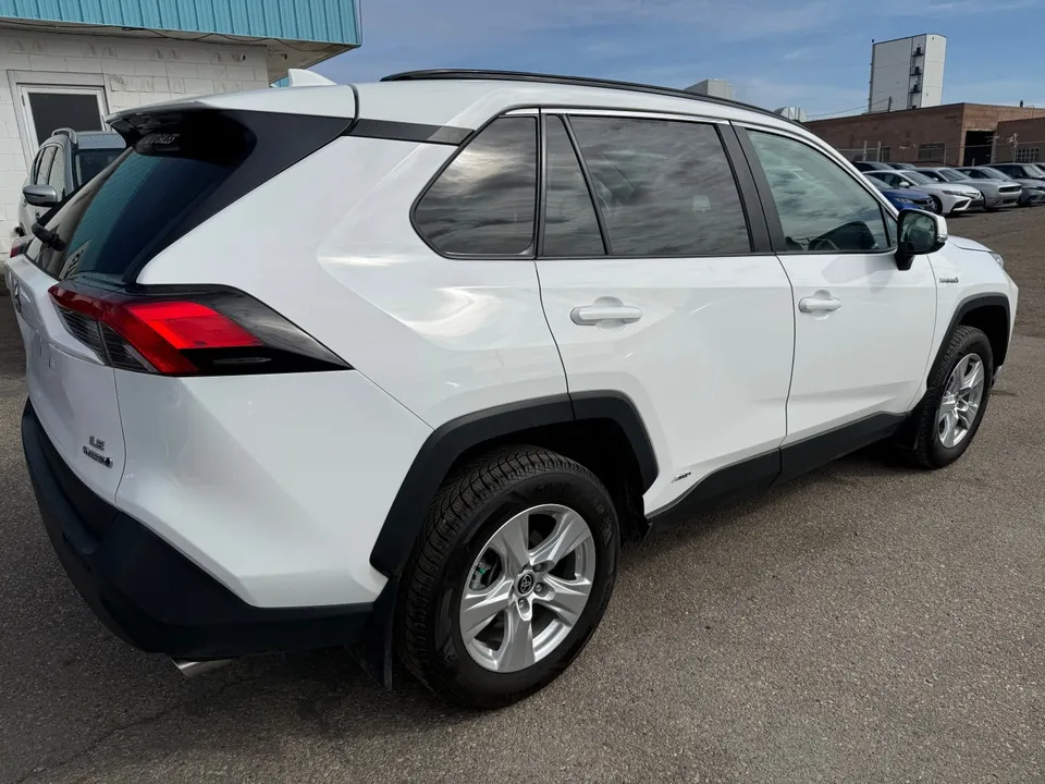 Toyota Rav4 2021 photo 2