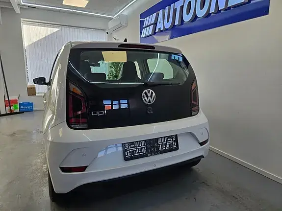 Volkswagen Up 2018 photo 4