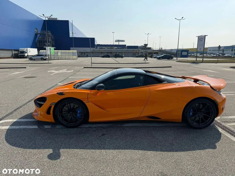 Mclaren 750S 2025 photo 3