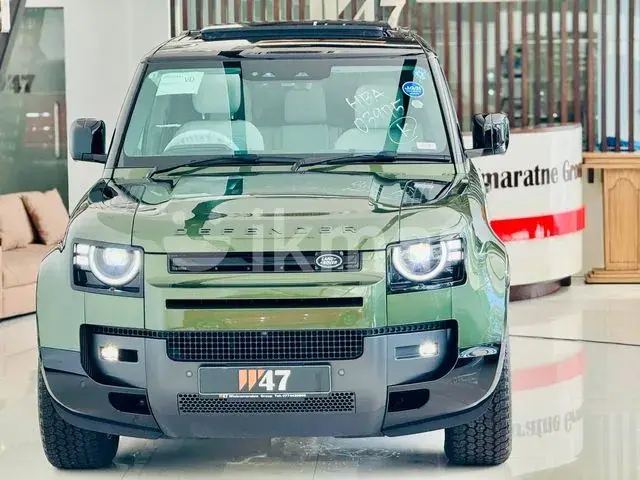 Land Rover Defender 2026 photo 2