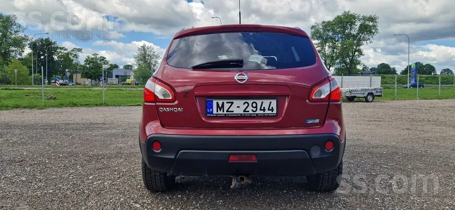 Nissan Qashqai 2011 photo 4