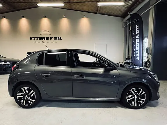 Peugeot 208 2023 photo 3