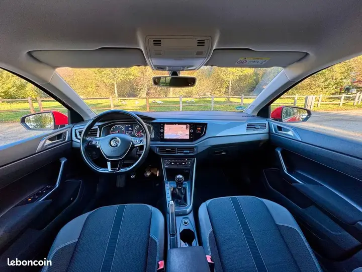 Volkswagen Polo 2018 photo 3