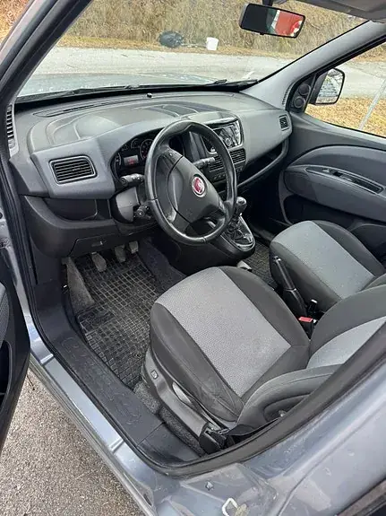Fiat Doblo 2011 photo 5