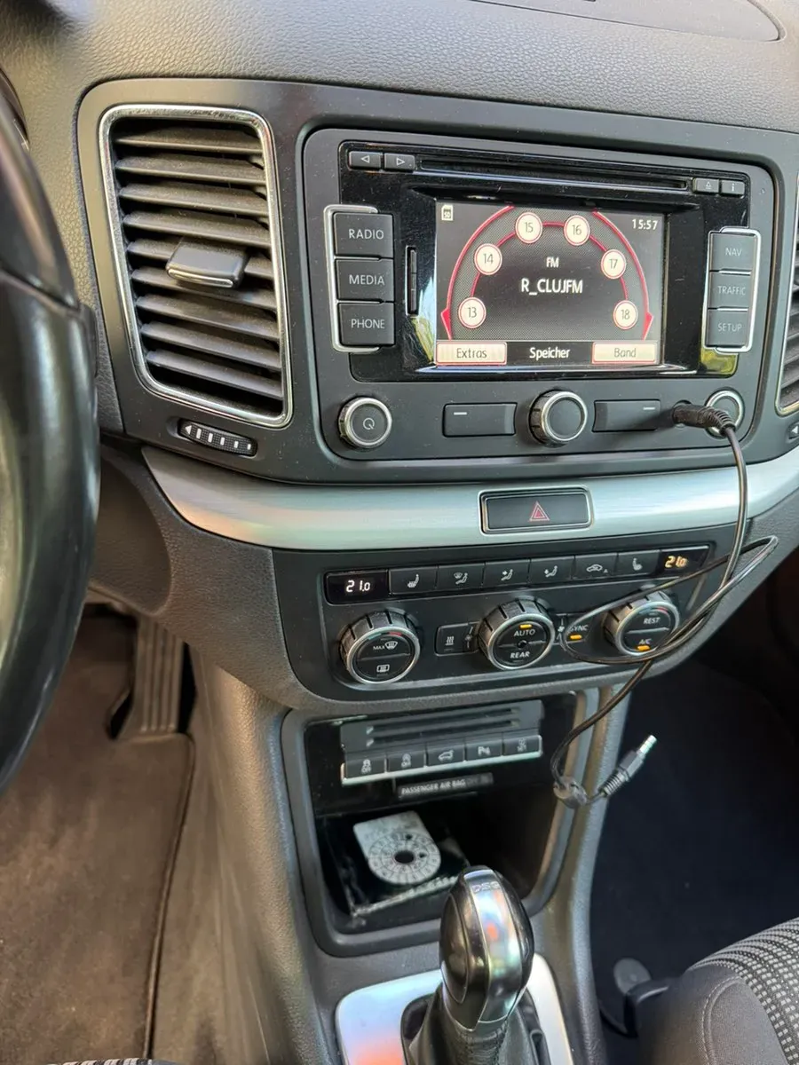 Volkswagen Sharan 2013 photo 3