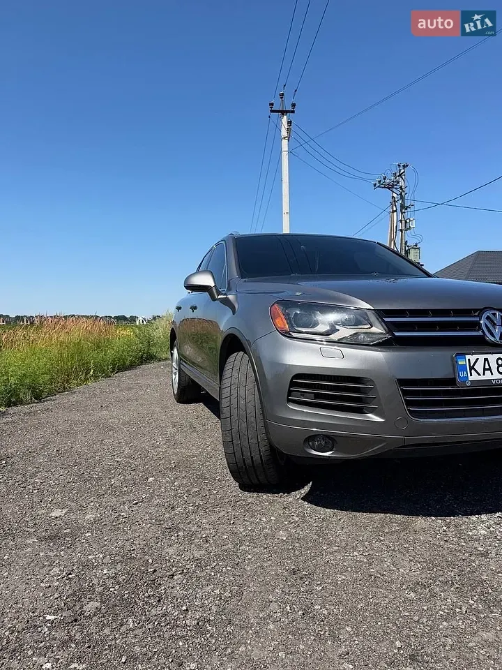 Volkswagen Touareg 2012 photo 4