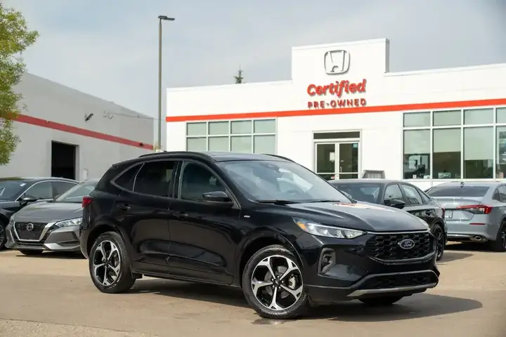 Ford Escape 2023 photo 2
