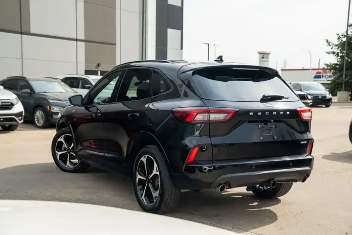 Ford Escape 2023 photo 3