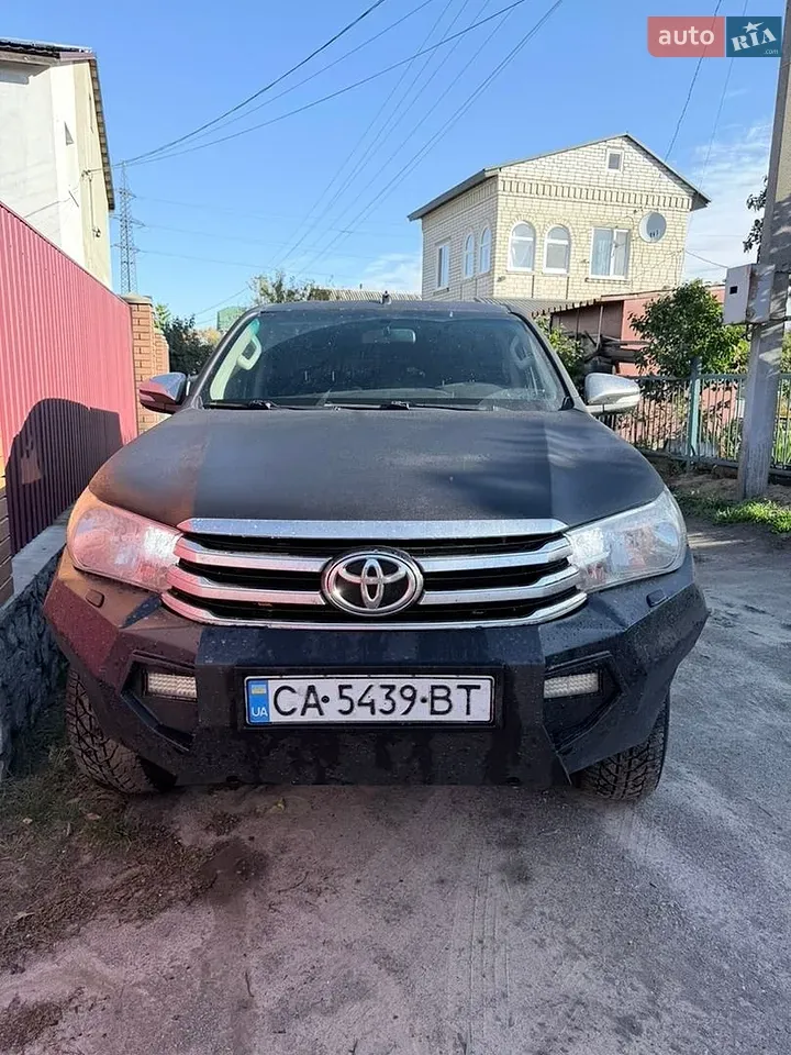 Toyota Hilux 2016 photo 2