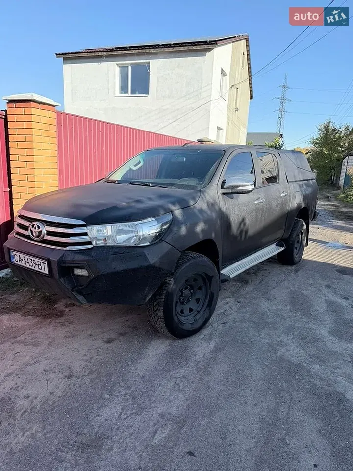 Toyota Hilux