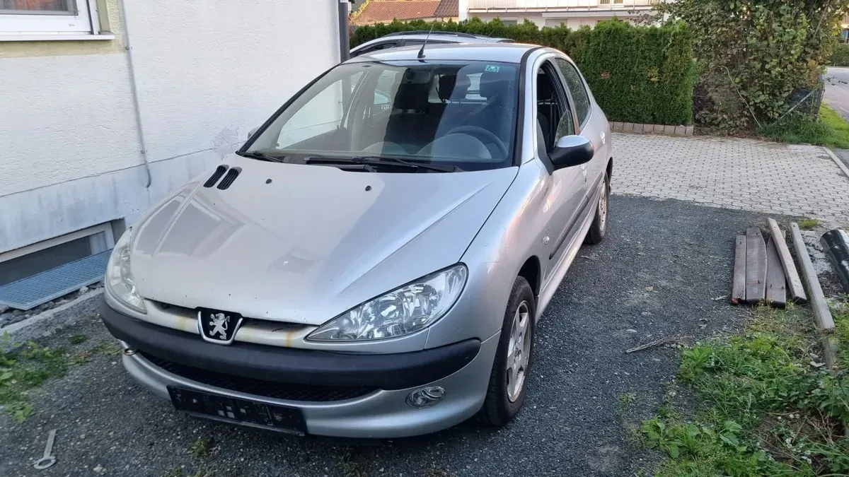 Peugeot 206