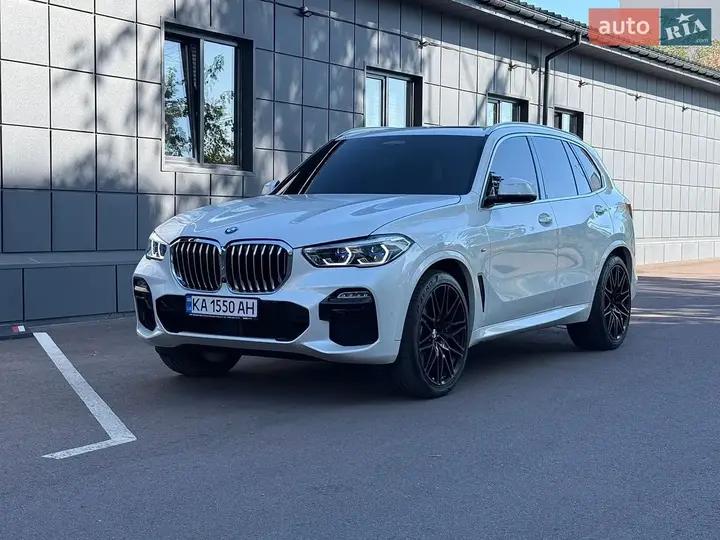 BMW X5 2019 photo 2