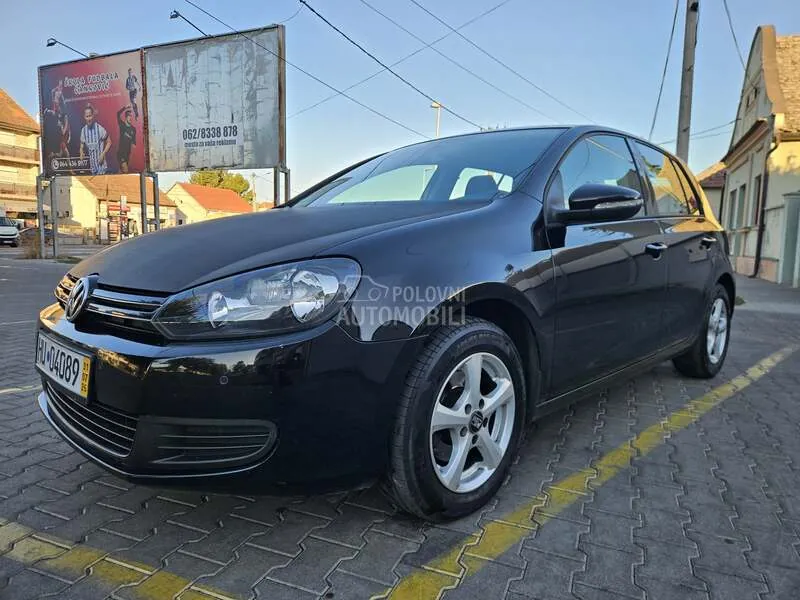 Volkswagen Golf 2012 photo 2
