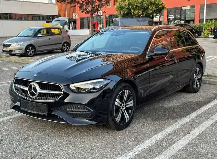 Mercedes-Benz C-Class 2022 photo 2